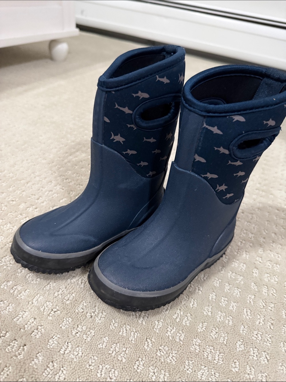 Lone Cone Kids Navy Shark Waterproof Insulated Boots VGUC